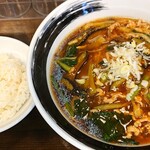 中華屋 丹心 - 丹心湯麺 大盛＋半ライス