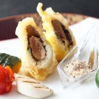 （10月）徳島県産名残り鱧とフォアグラのフリット麦の香りすだち添え 2,500円