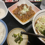 山田うどん - パンチ定食。