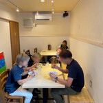 超純水採麺 天国屋 - テーブル席