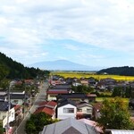 珠玉や - まんてんから望む鳥海山♪