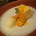 西麻布 肉粋やまもと - マンゴーのジェラート