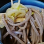 いたや - 「もりそば」ネギで食べますところです(11/21UP)