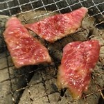 Yakiniku Yakiniku Yagen - 上質な、他で食べられない部位をお安くがモットーの焼肉店。
                        美味い！