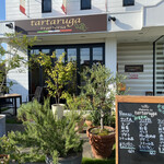 トラットリア タルタルーガ - 店構えとランチメニュー