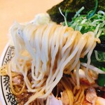 丸源ラーメン - 麺リフト肉ソバ
