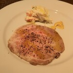 トラットリア・コッレ - 前菜：山形豚の自家製ハム＆ポテトサラダ