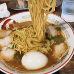 しま彰 - プリプリの中細麺