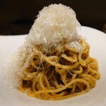 コマツ神田 西口商店街 - 熟成チーズのボロネーゼ