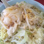 ラーメン二郎 - アブラにカエシをかけて