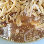 ラーメン二郎 - キレッキレのスープ