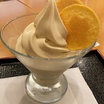 ふなわかふぇ 高田馬場店 - ソフトクリーム 芋ようかん  カップタイプ
