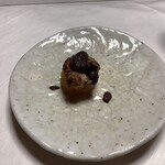 ル クロ ド マリアージュ - 大根のコンソメ煮、鱈の白子、トリフソース