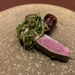 中華寝台 - こちらだけが少し残念。味付けというより、津軽鴨の肉質がね…