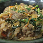 どんぶりや - ご飯少なめでお願いしました