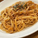 青いナポリ - 鶏モモ肉とレンコンのトマトソース スパゲッティ 大盛り