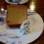 雪詩慕雲 - 味噌のシフォンケーキ。