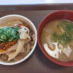 Sukiya - 食べラーメンマ牛丼ミニと豚汁