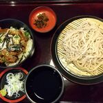 蕎麦人 弁慶 - 「牛焼肉丼」と(冷)お蕎麦 900円