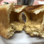 メイプルベーカリー - クリームパン