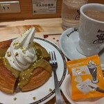 Komeda Ko-Hi-Ten - デザートCセット∶ミニ贅沢ピスタチオシロノワール+豆乳オーレ