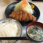 まるやま食堂 - まるとくロースカツ定食