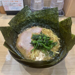 横濱家系ラーメン 海老名家 - 