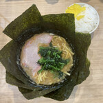 横濱家系ラーメン 海老名家 - 