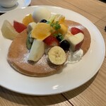 フルーツショップ＆パーラー おだわら - フルーツパンケーキプレート