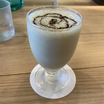 フルーツショップ＆パーラー おだわら - バナナシェーク