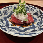 多仁本 - 塩釜の鮪と山芋。三つ葉がええ仕事しとるわ〜！すんごい贅沢な山かけ(*⁰▿⁰*)