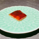 仁修樓 - ◎子豚の皮は北京ダックの皮より上質な味わい。