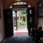 キングオブキングス - お昼は英国館として夕暮れ17時頃からバーに変身（＾＾）ｖ