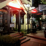 キングオブキングス - 夜はこんな感じ。