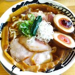 中華そば ひらこ屋 - 秋刀魚出汁中華そば(あっさり)780円