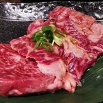 池袋 肉酒場也 - 