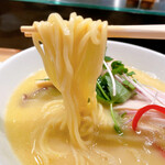 銀座 篝 - デフォの鶏白湯soba＋味玉