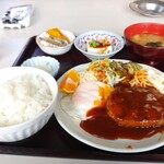 Maruhira Shokudou - ハンバーグ定食　税込900円
