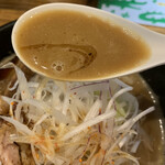 煮干し中華そば 一剣 - この旨さを伝える語彙が見当たらない… ぷーすー