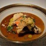 アピシウス - 【絶品】ハモと甲殻類のフラン　ピスタチオナッツ風味のマデラソース