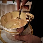 アピシウス - ミントの香り爽やかなパロワーズソース