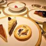 アピシウス - ナガノパープルのソルベには隠し味が？