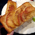 喫茶 水鯨 - シナモンシュガーアップルトースト