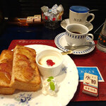 喫茶 水鯨 - モーニングセットＣ550円