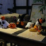 うさぎとぼく - また別の日・・・テラス席のうさぎさんたちがハロウィンバージョンになったので、一緒に記念撮影！