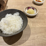 馳走屋 巣庵 - ご飯、漬物