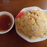 炒飯（大盛，スープ付き）