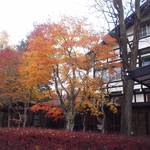 万平ホテル メインダイニングルーム - ホテルエントランス前