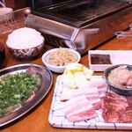 Taishuu Yakiniku Yamaniku - 