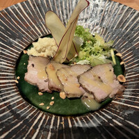 ザ タヴァン グリル＆ラウンジ - 